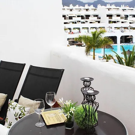 Cozy Apartment, New Decoration Paradise Suites By Anne Adeje *